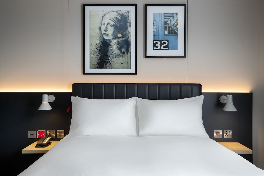 Leonardo Hotel Bristol City 16/51