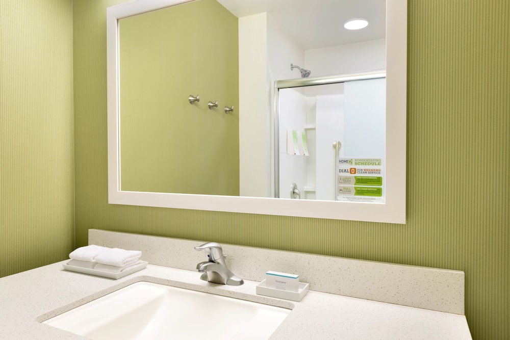 Home2 Suites St Louis Central West End Forest Park 12/32