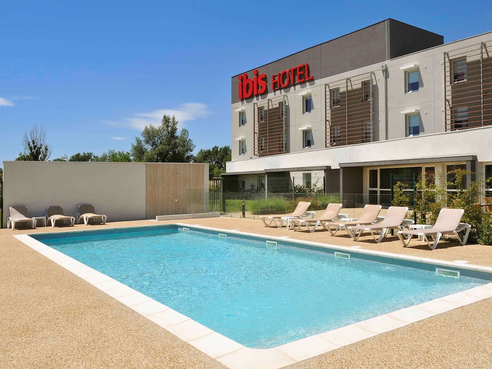 Ibis Istres Trigance 30/32