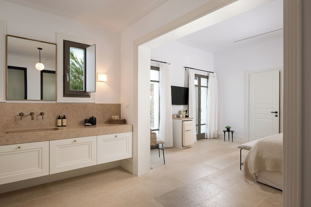 Bonzoe Homes & Villas 49/50
