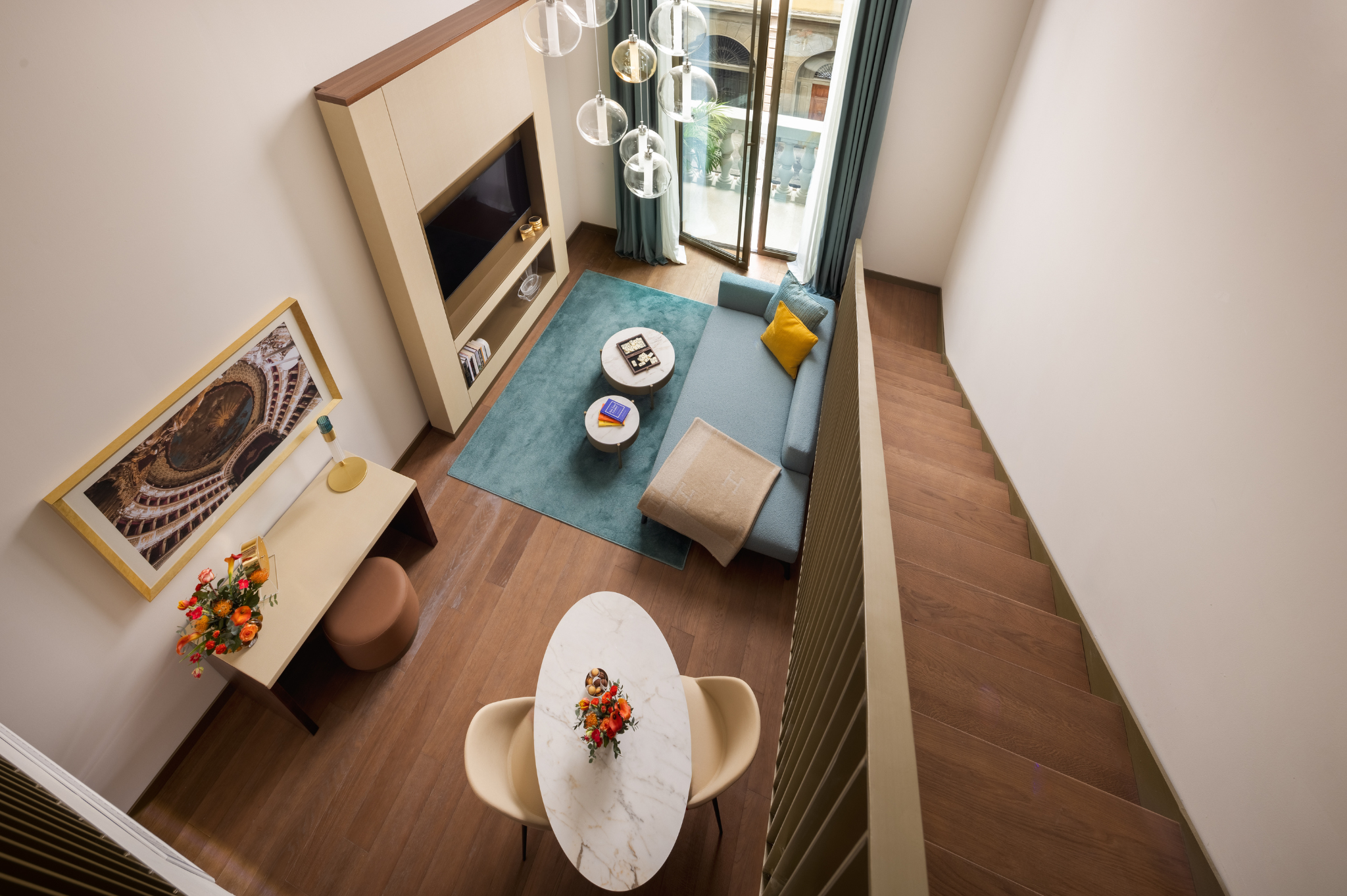Duplex, Studio