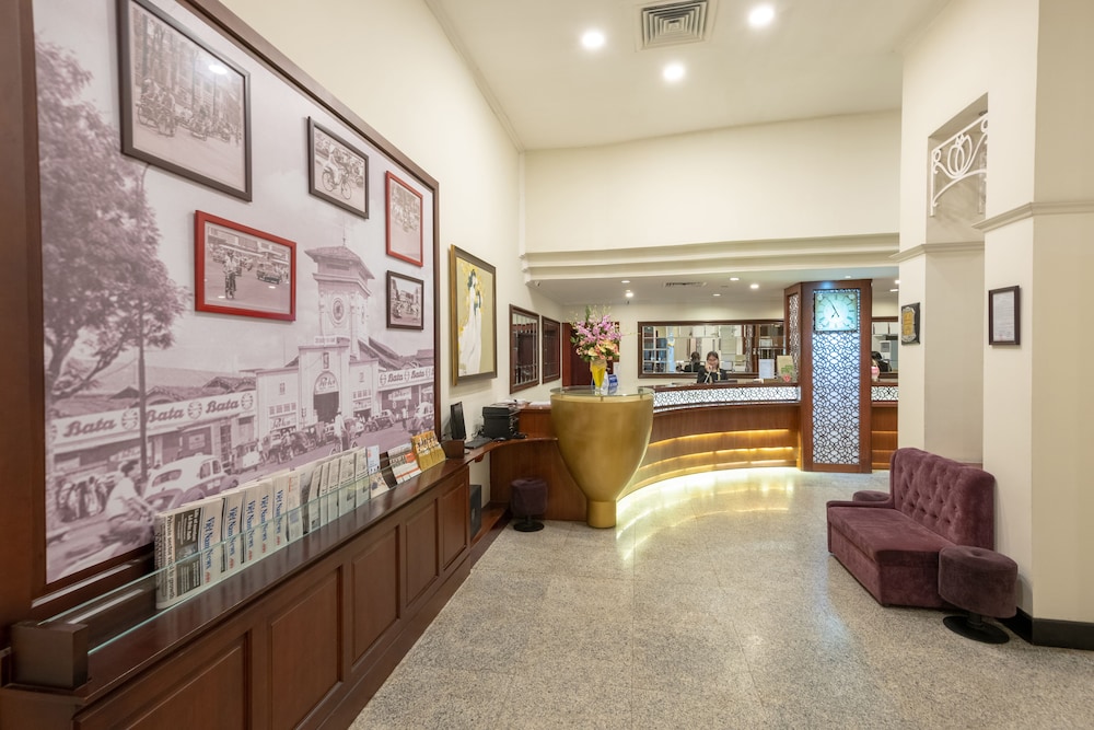 Bong Sen Hotel Saigon 11/50