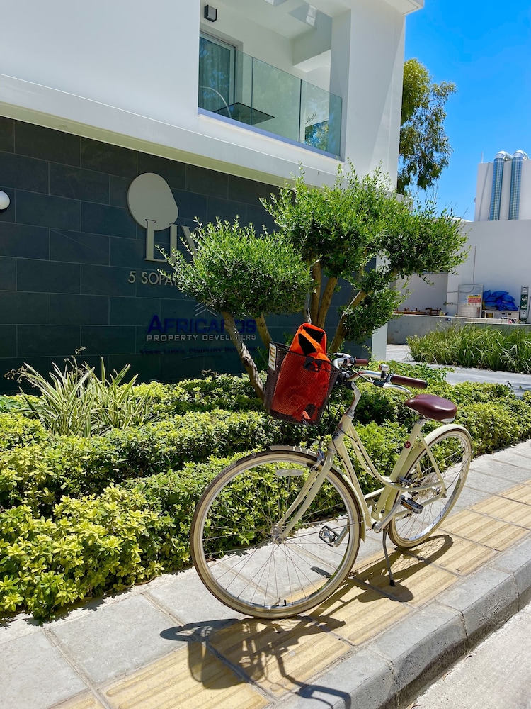 Liv Urban Larnaca 45/50