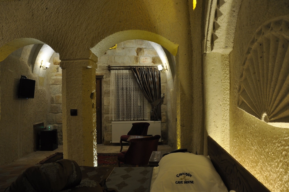 Cavusin Cave House 28/50
