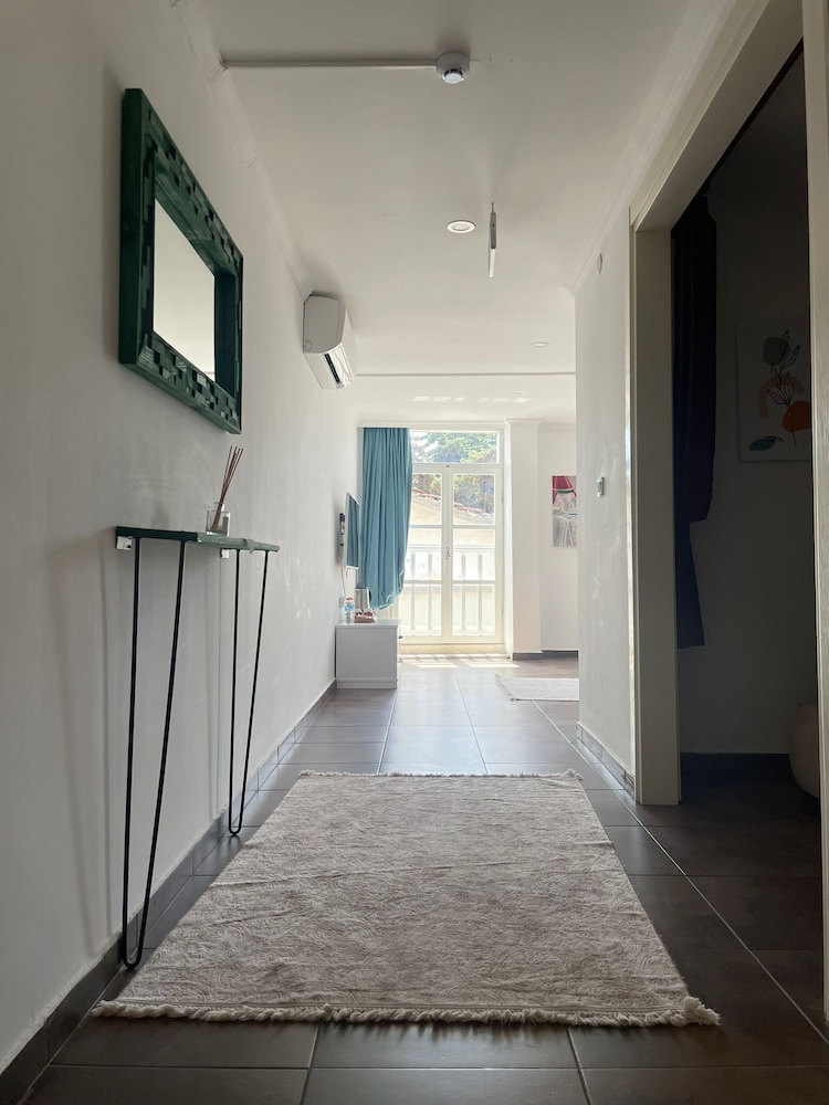 Leyla Suite 25/30