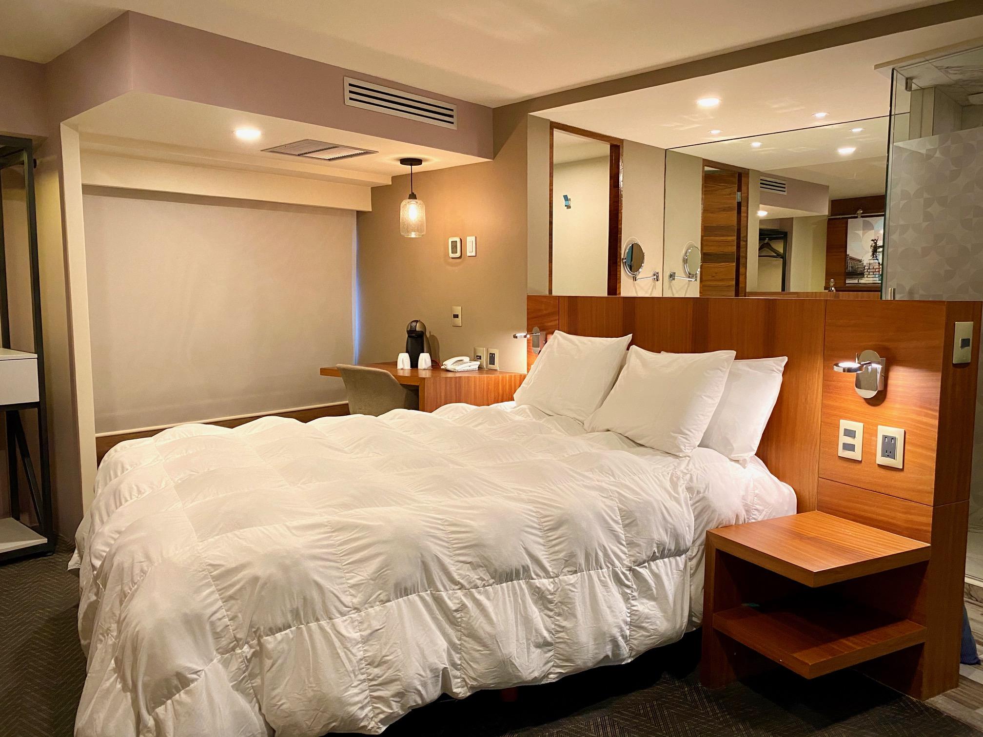 Junior, Double Bed