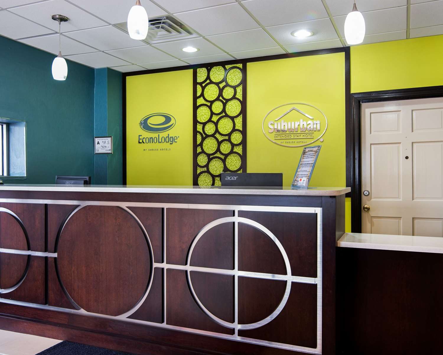 Royal Extended Stay Hotel 2/10