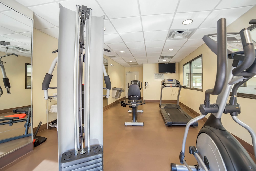 Comfort Inn & Suites Tooele-Salt Lake City 18/34
