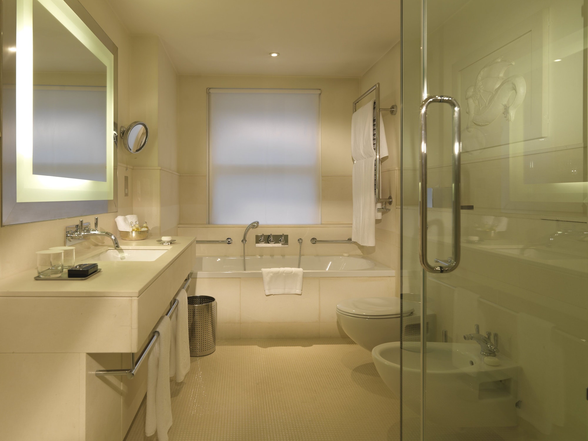 جناح جونيور بسرير كينج، Browns Hotel, a Rocco Forte Hotel 2/2