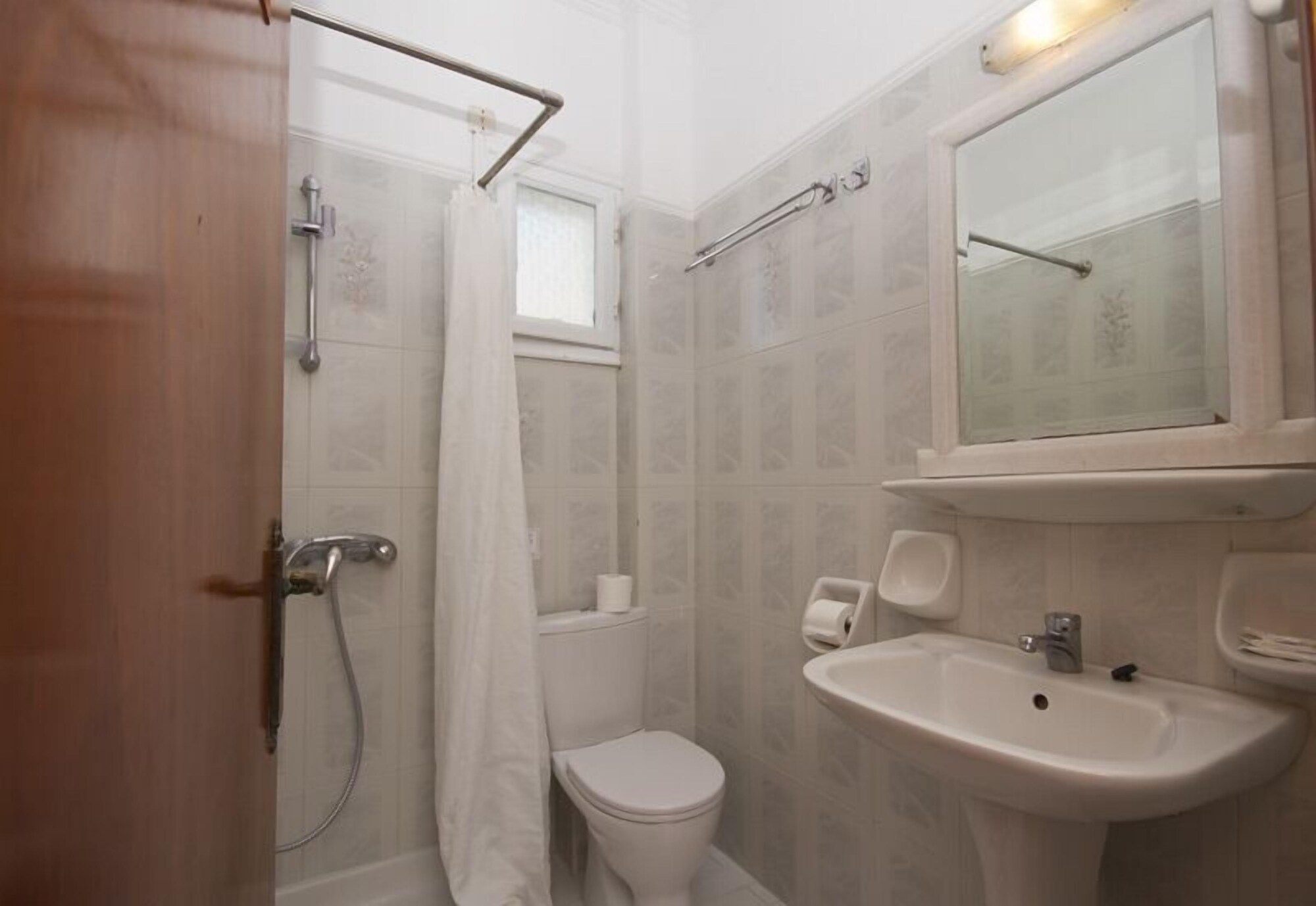 SUITE, KING BED