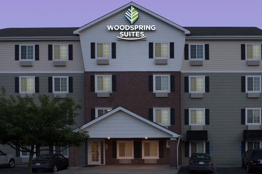 WoodSpring Suites Kansas City Liberty 2/37