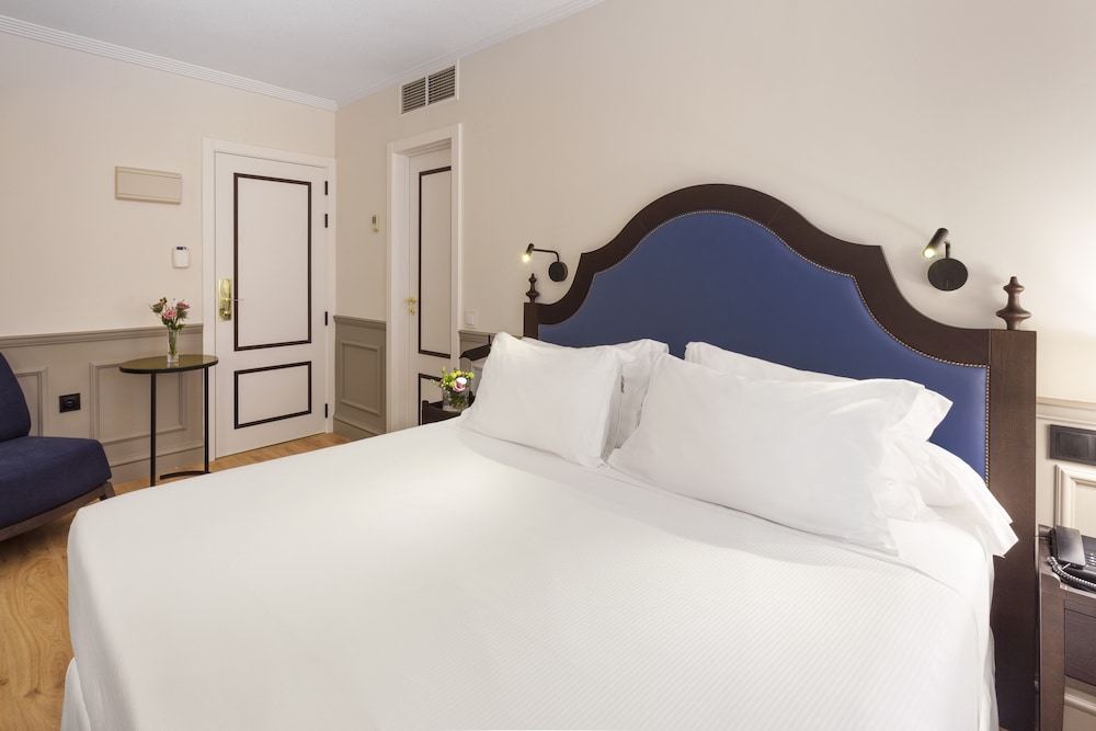 غرفة بإطلالة على الفناء مفردة بسرير مزدوج، H10 Corregidor Boutique Hotel 4/6