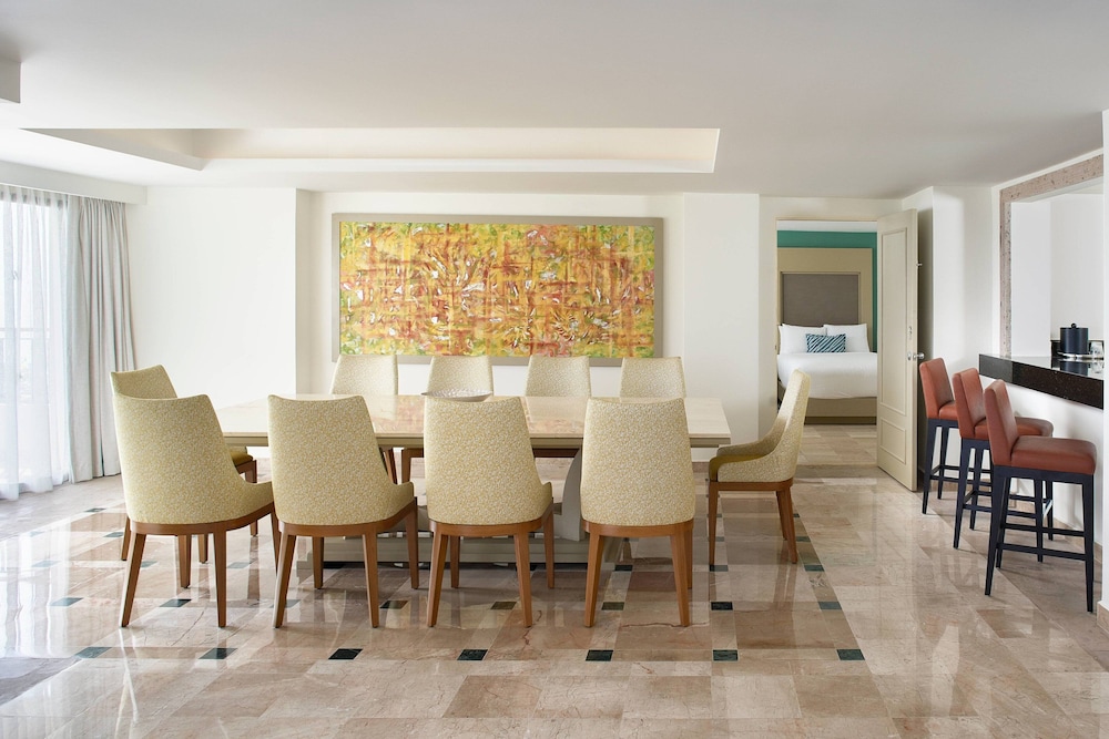 Marriott Puerto Vallarta Resort and Spa (ex Casa Magna Marriott Puerto Vallarta Resort and Spa) 46/60