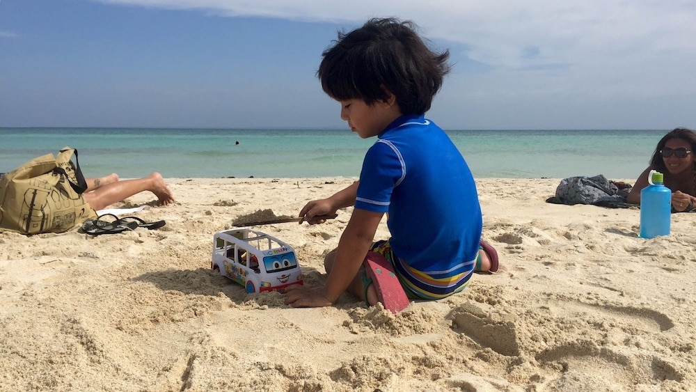 Kota Beach Resort 20/27