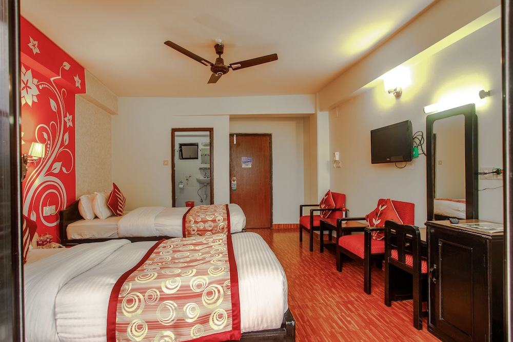 Hotel Peace Plaza 16/50