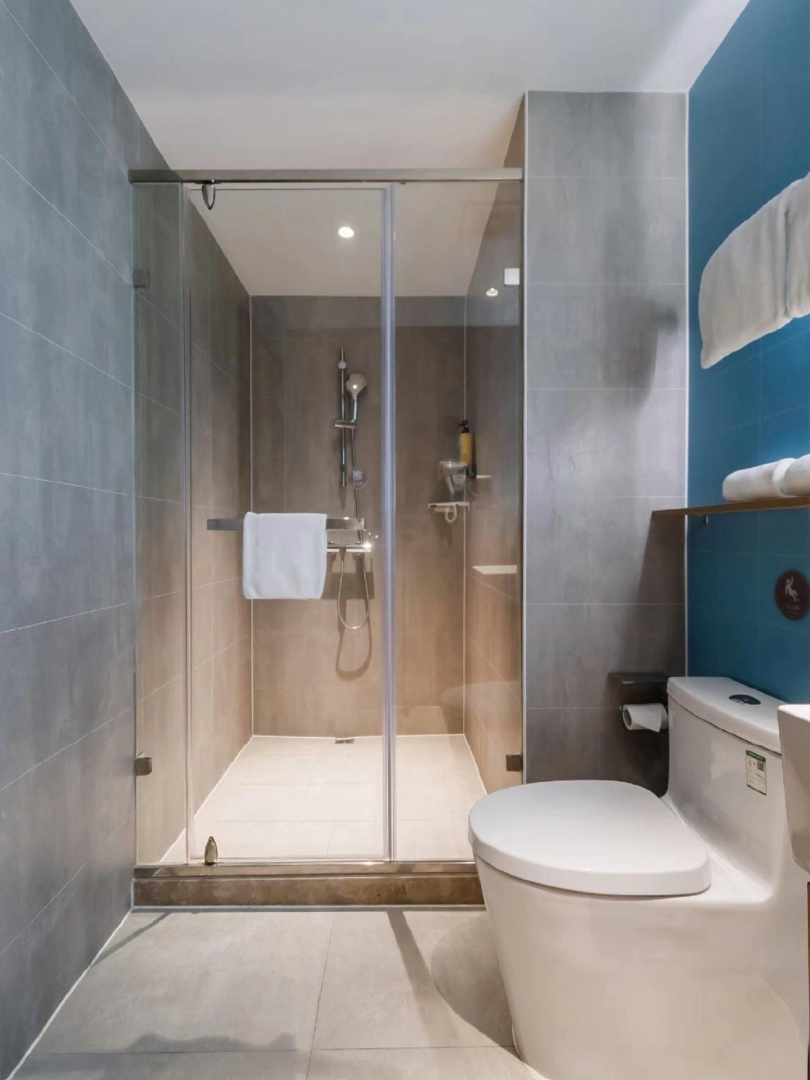 Homeinn NEO (Guangzhou Exhibition Center Pazhou Metro Station) 23/25