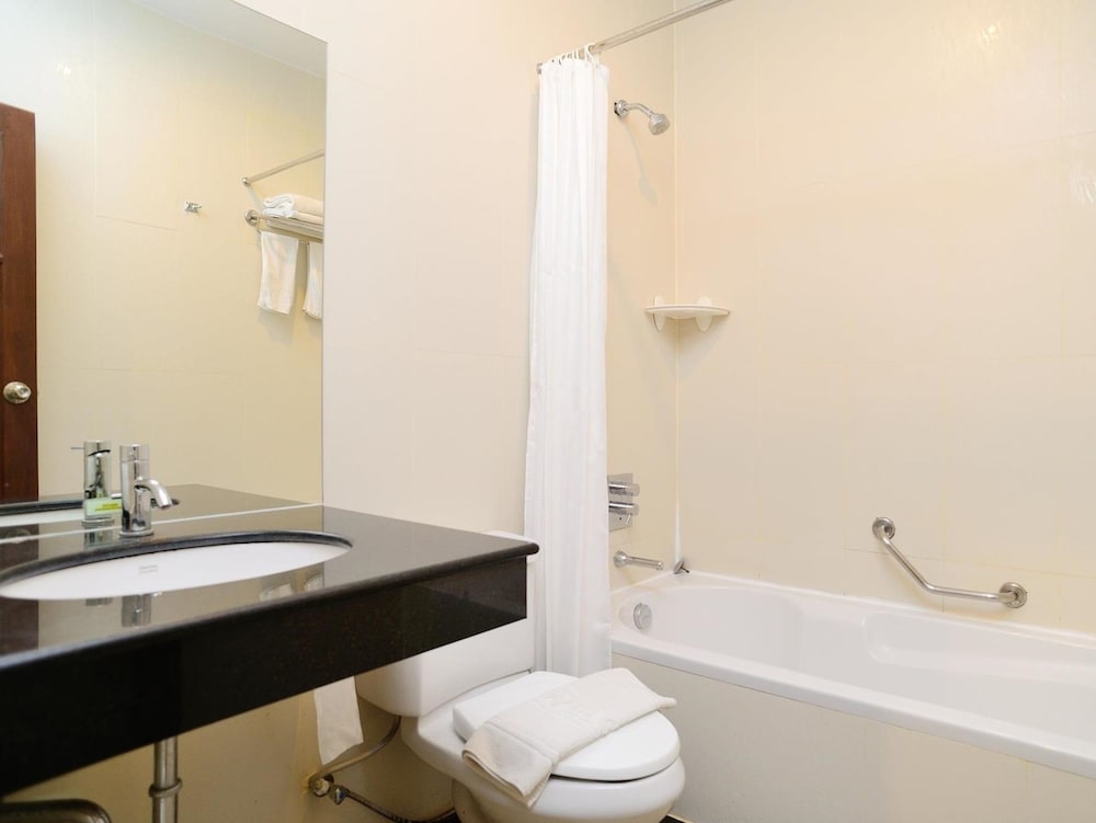 Kamala Beachfront Apartment 66/70
