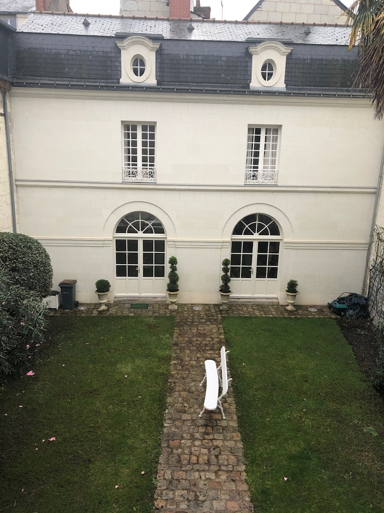 Kyriad Saumur Centre 5/42