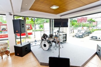 Siam Paradise Entertainment Complex 32/41