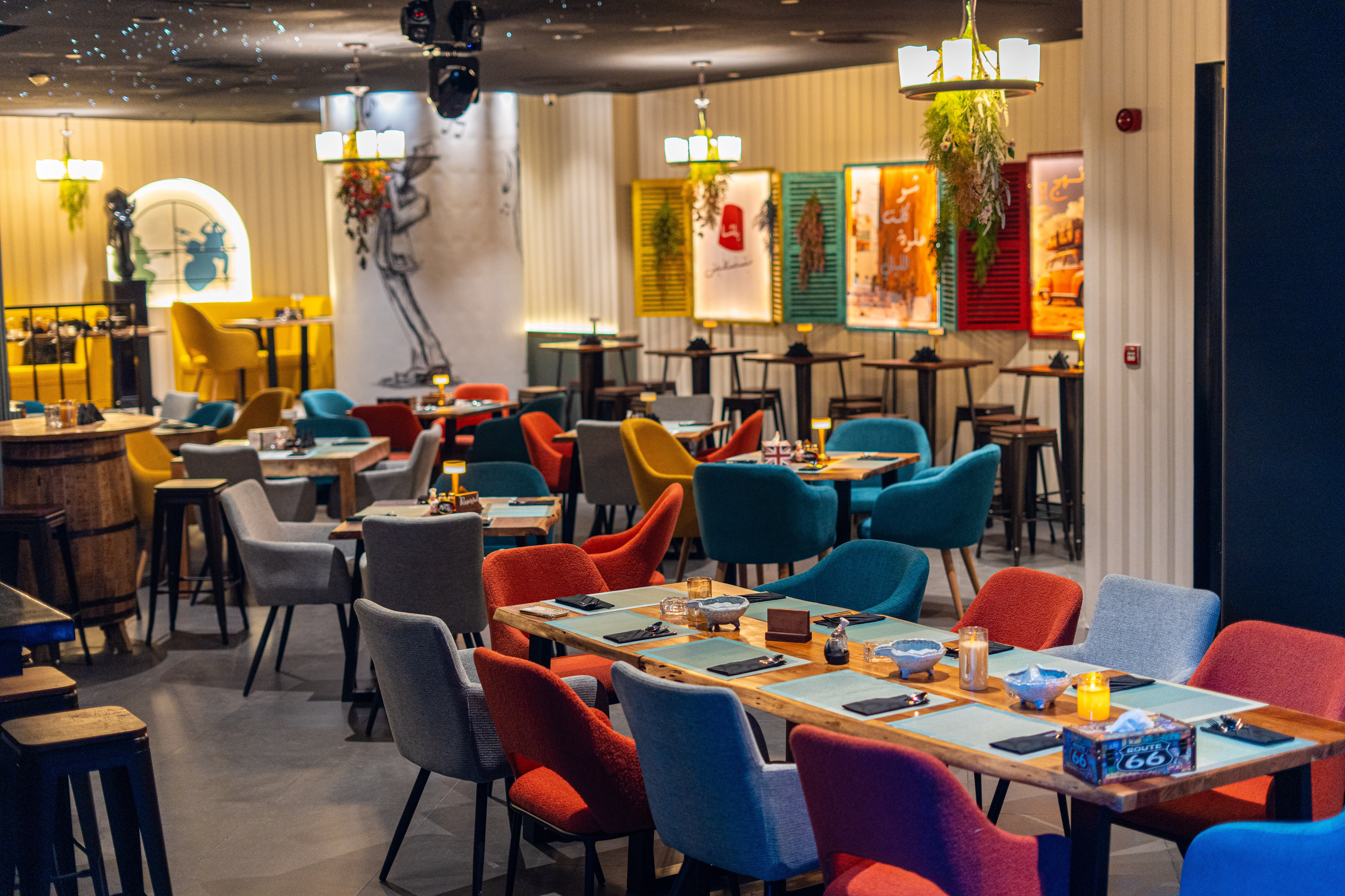 restaurant cafeteria