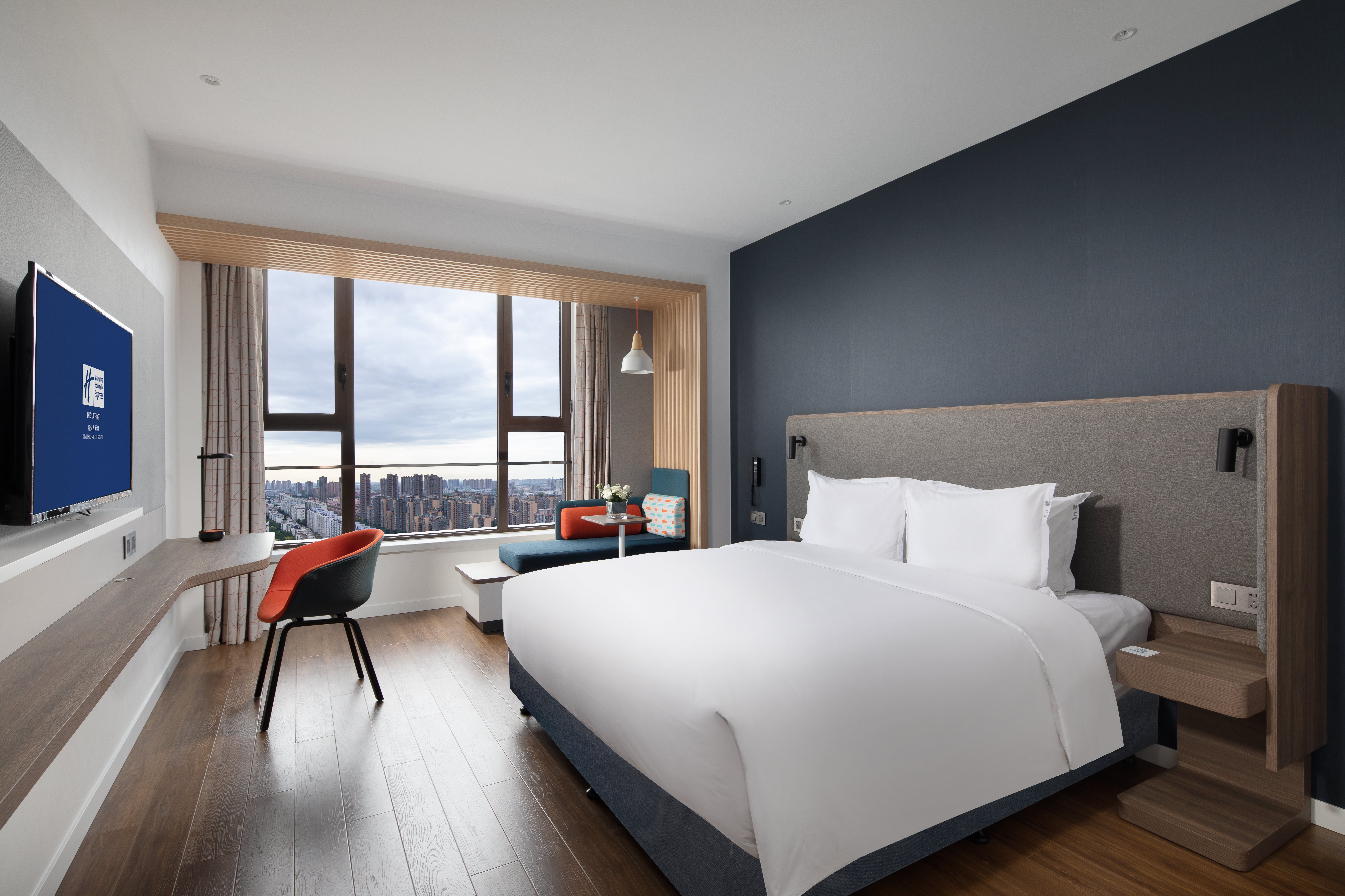 Standard, King Bed