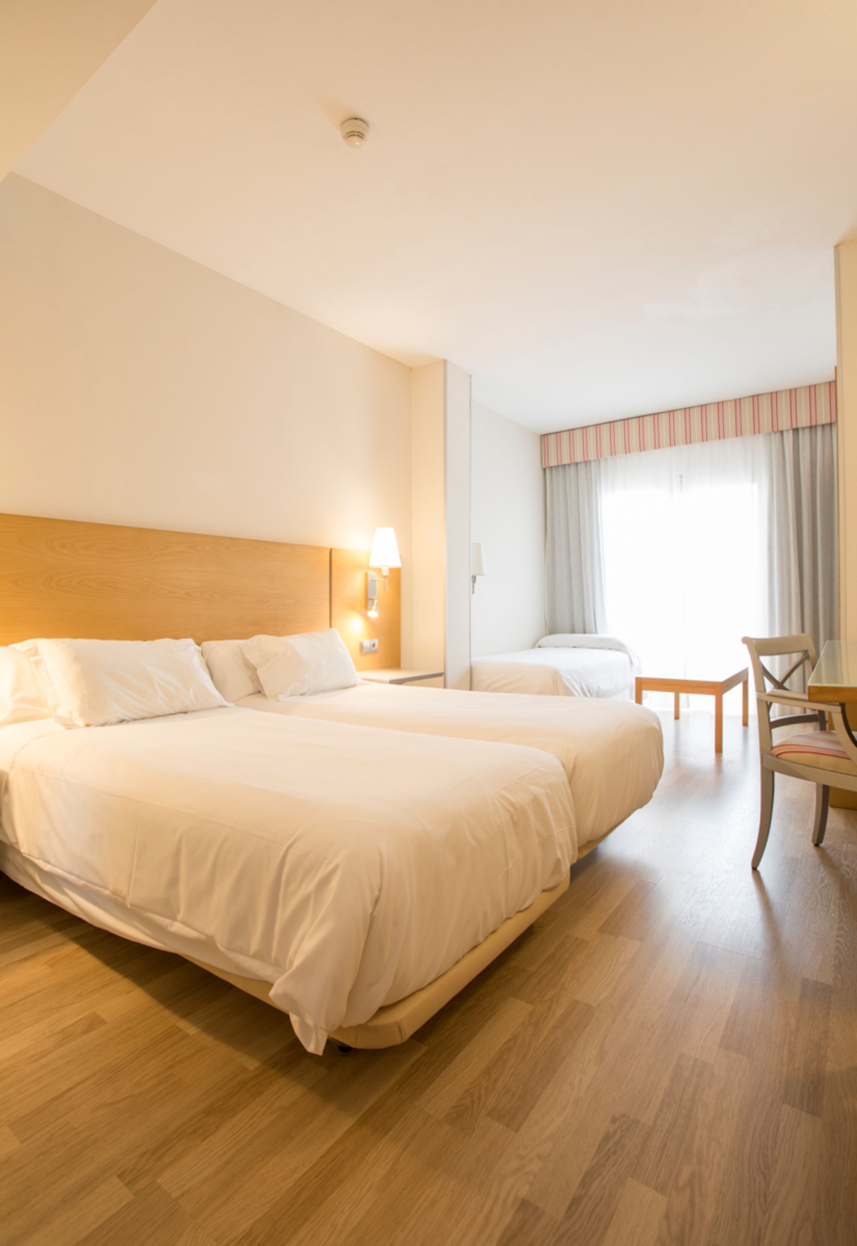 Inner, Double Bed