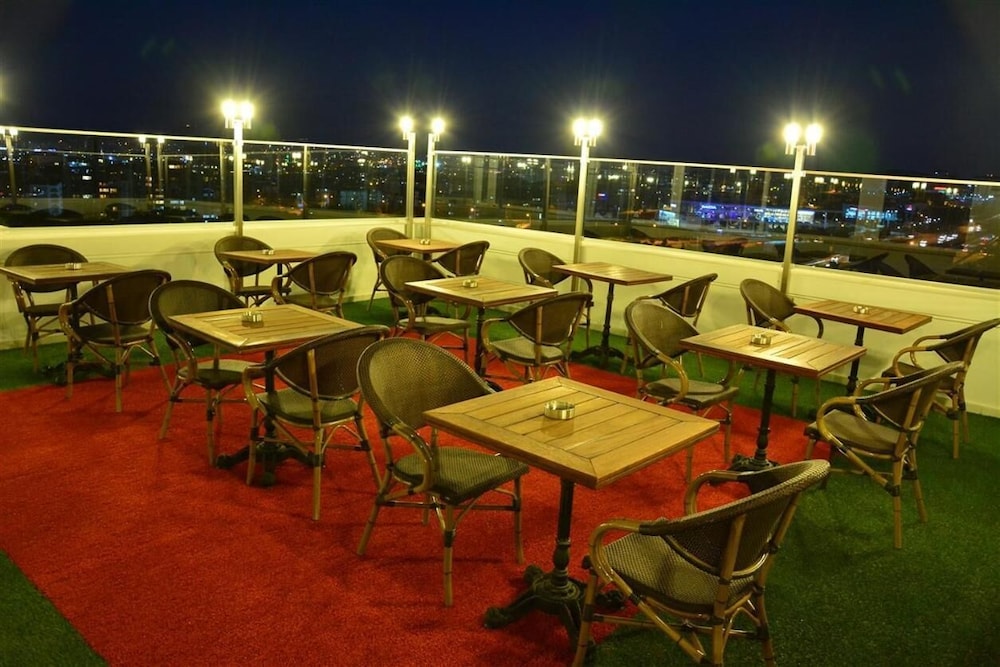 ADRANOS HOTEL 57/62