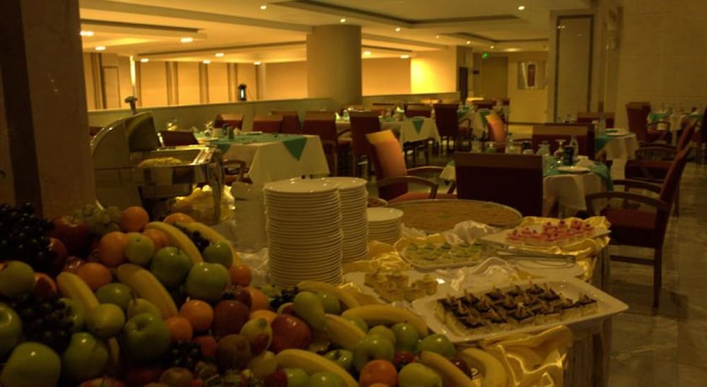 فندق هوليدى جازان(Veloran Hotel) 23/31