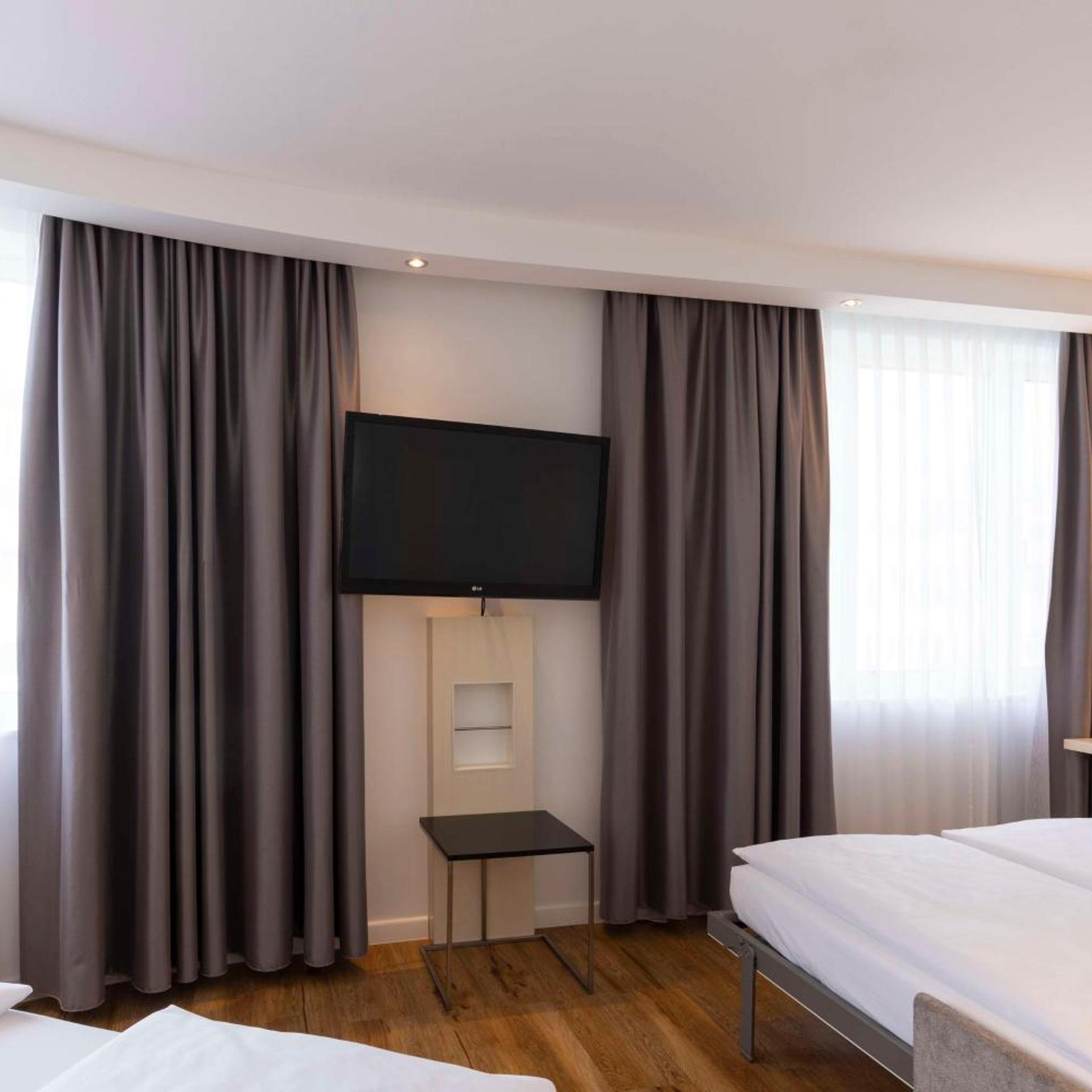 غرفة سوبيريور عائلية بسرير فردي، Scandic Berlin Kurfurstendamm 3/10