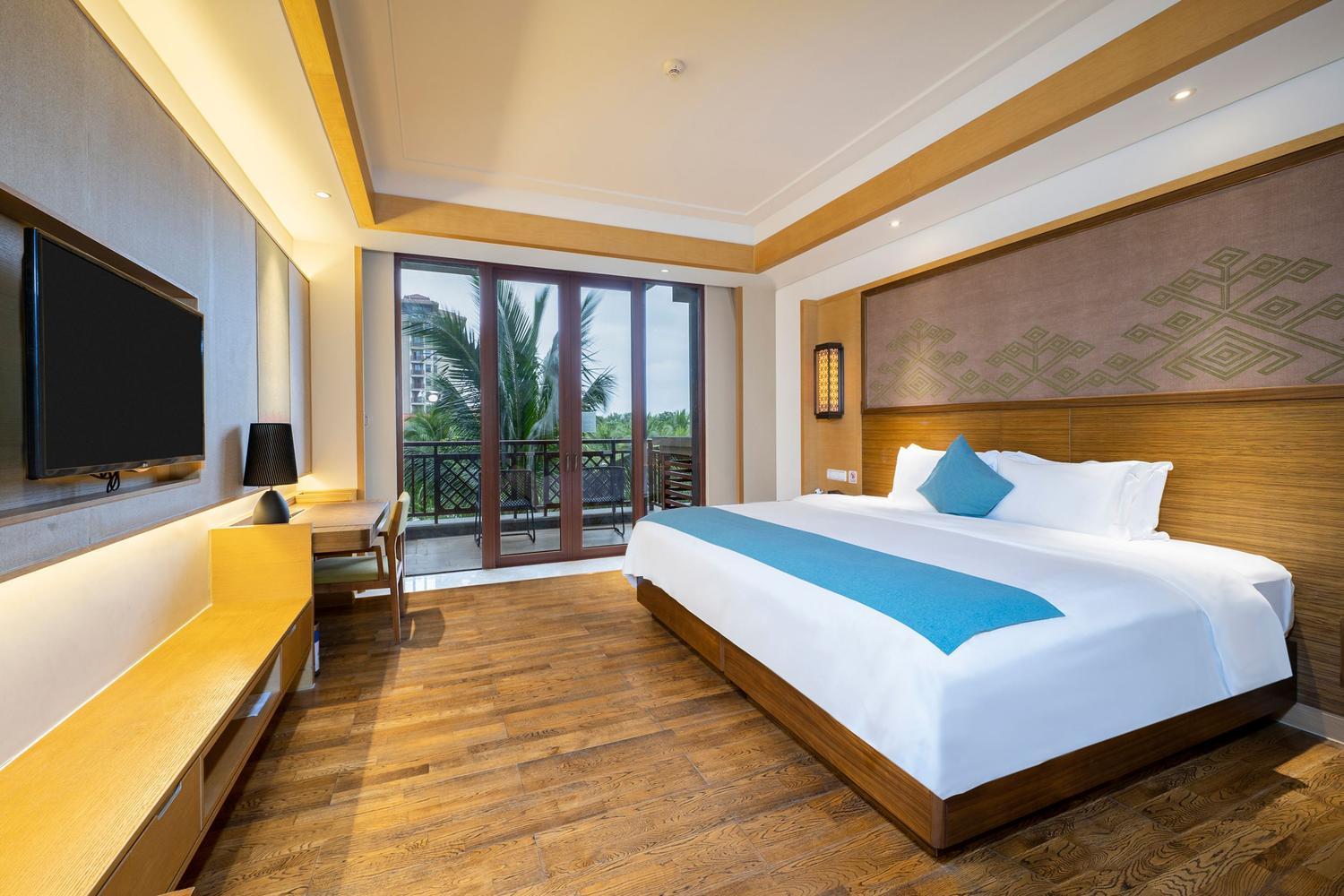 Garden, Superior, Double Bed, Balcony