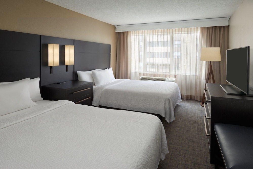 Residence Inn by Marriott London Downtown 9/45