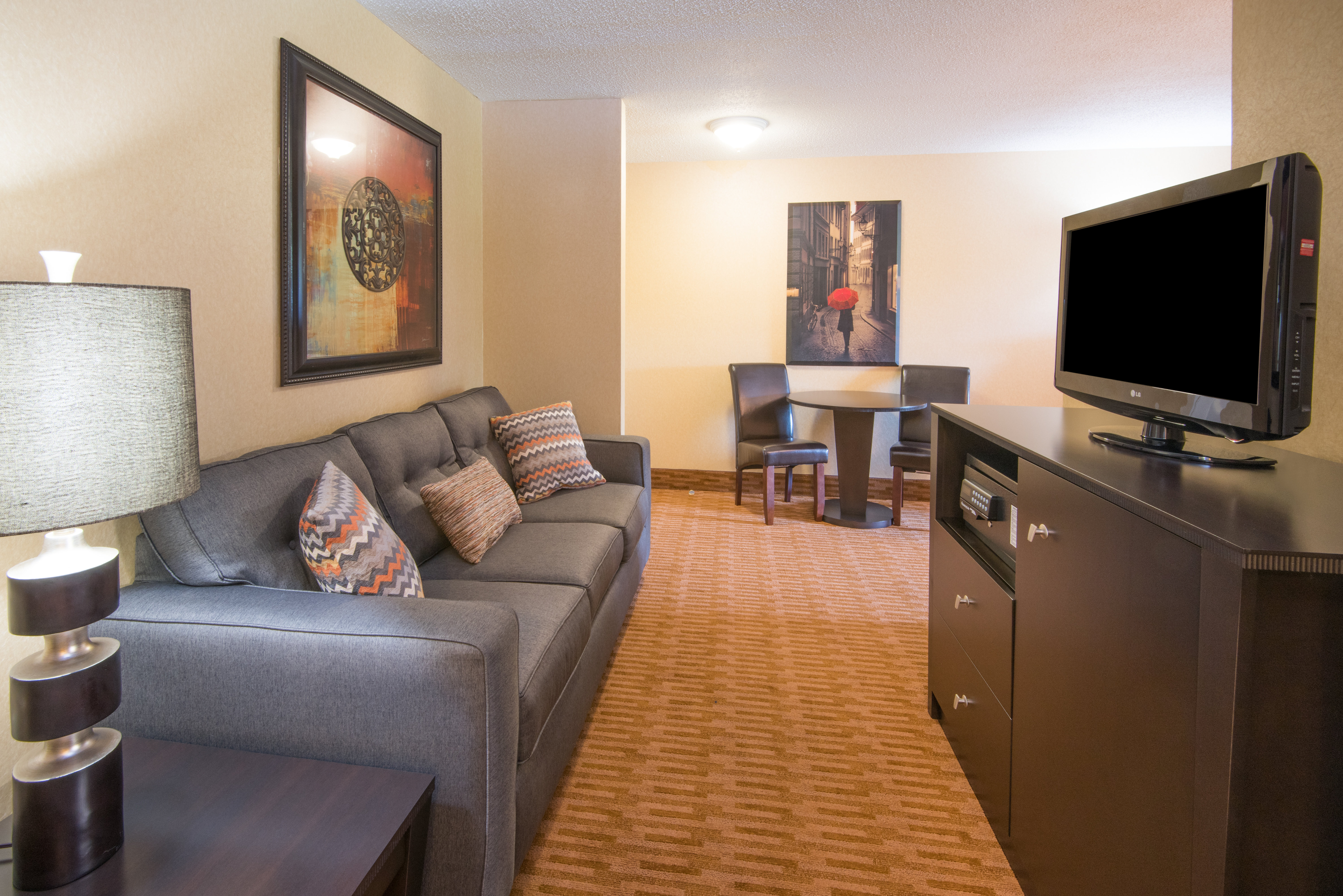 Holiday Inn Express Hotel Suites Sharon Hermitage 35/59