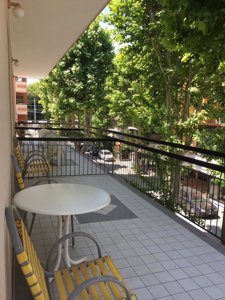 Hotel Colibrì 16/17