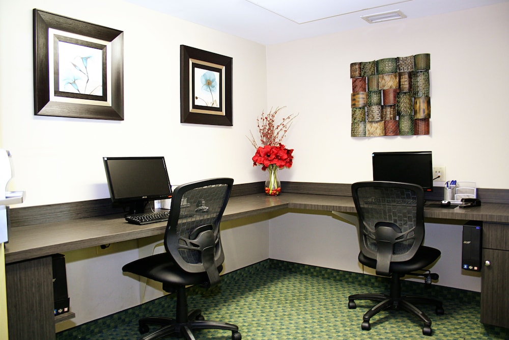 Candlewood Suites Harrisonburg 29/43