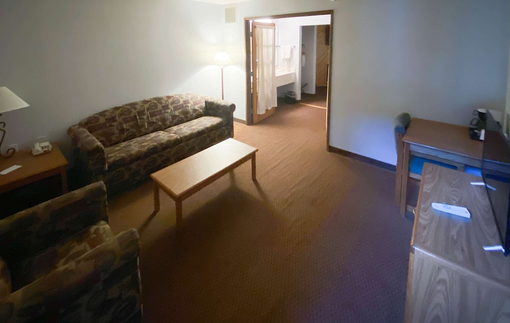 Motel6 Norway, MI 15/28