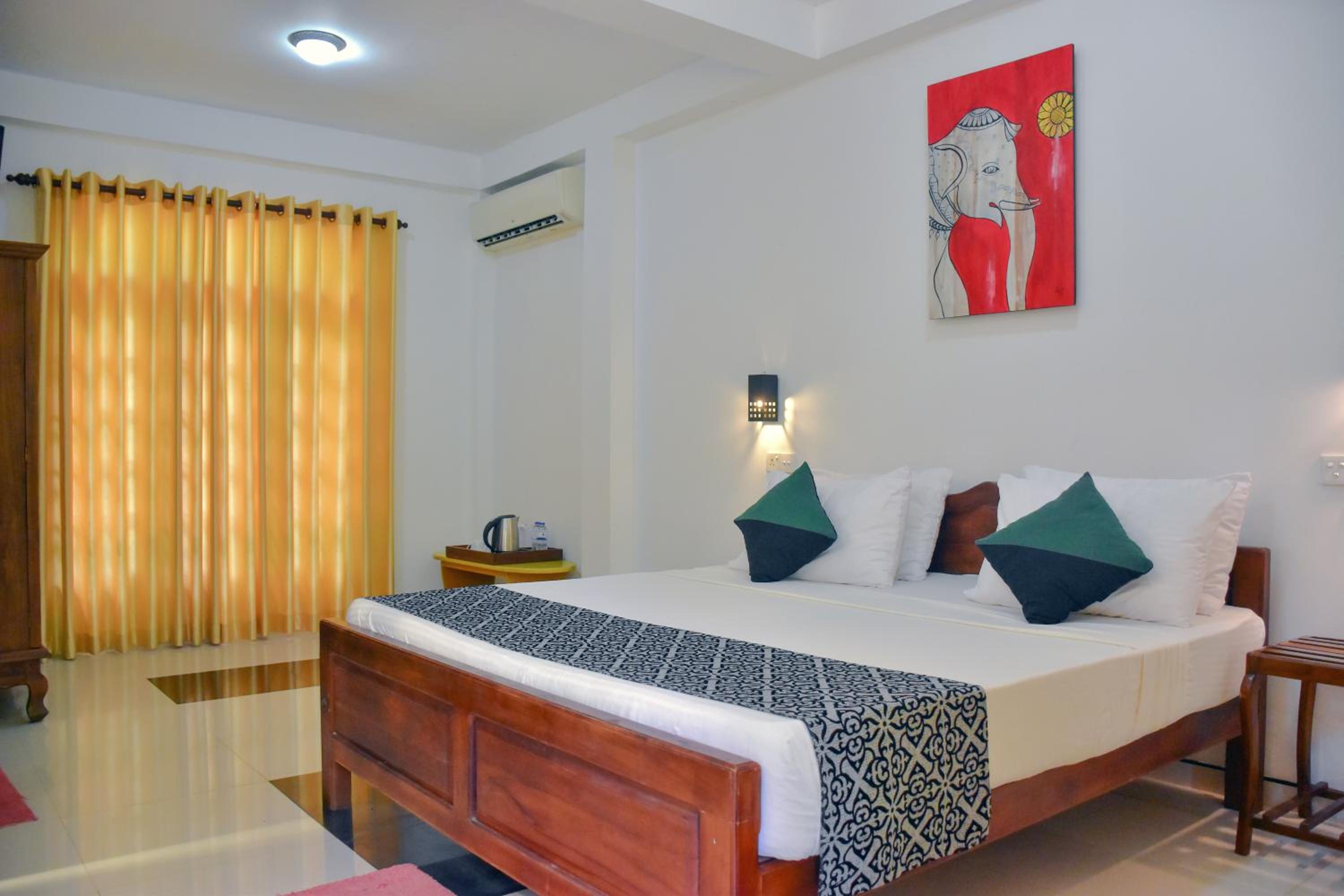 Room at Nice Place Bungalows, Kandalama