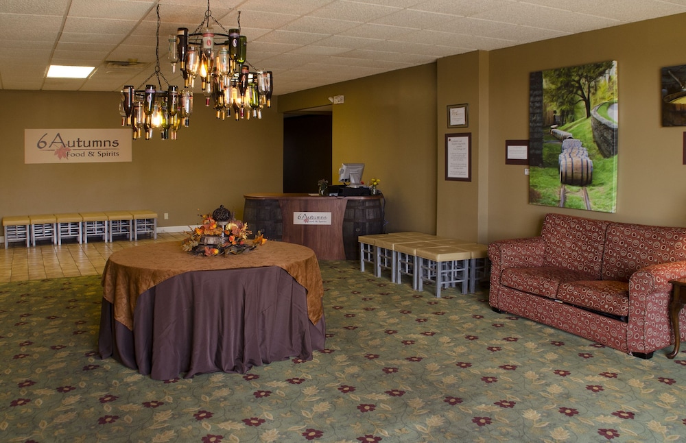 Ramada By Wyndham Angola/Fremont Area 21/41