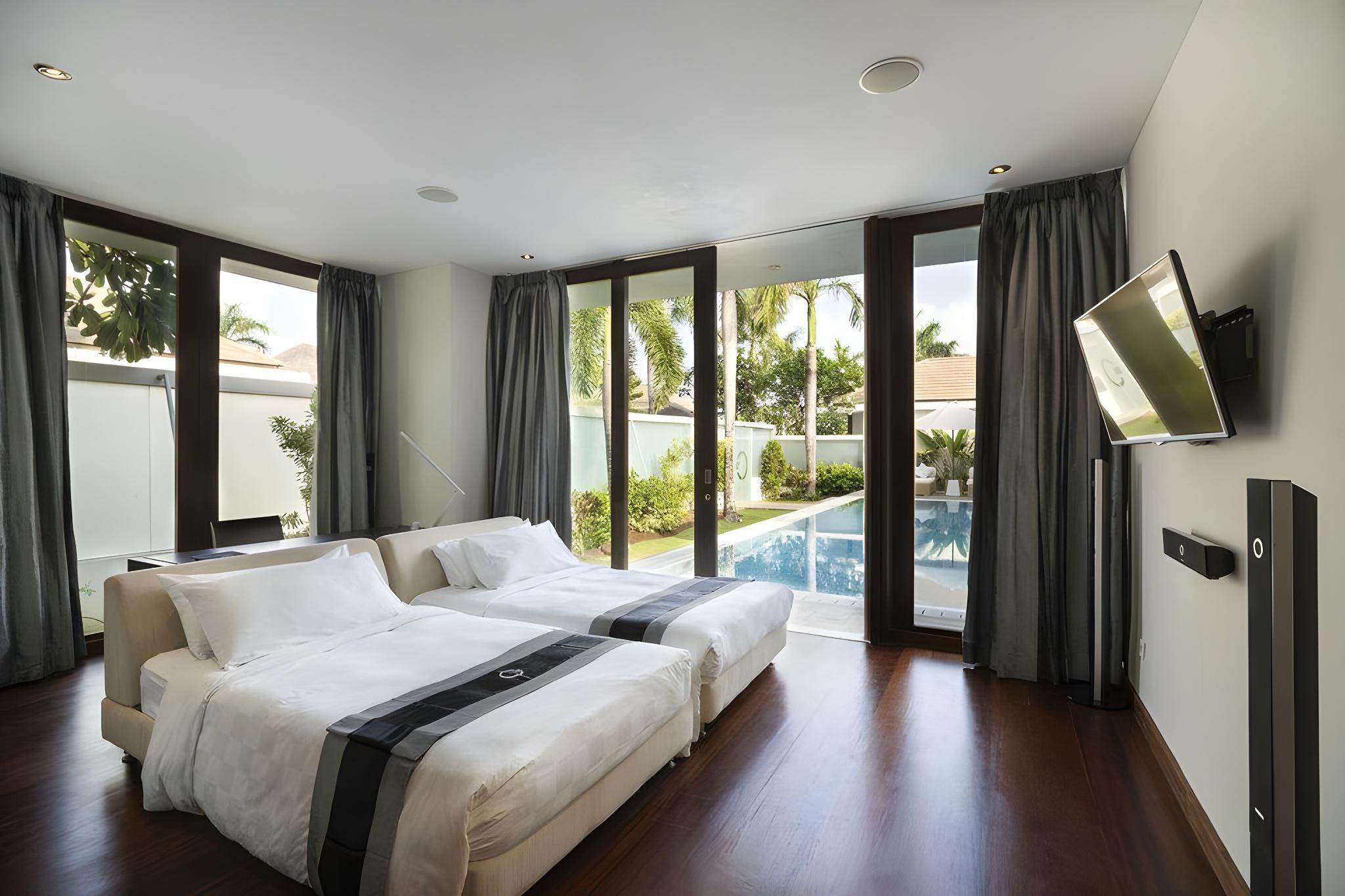2 Bedrooms, Villa