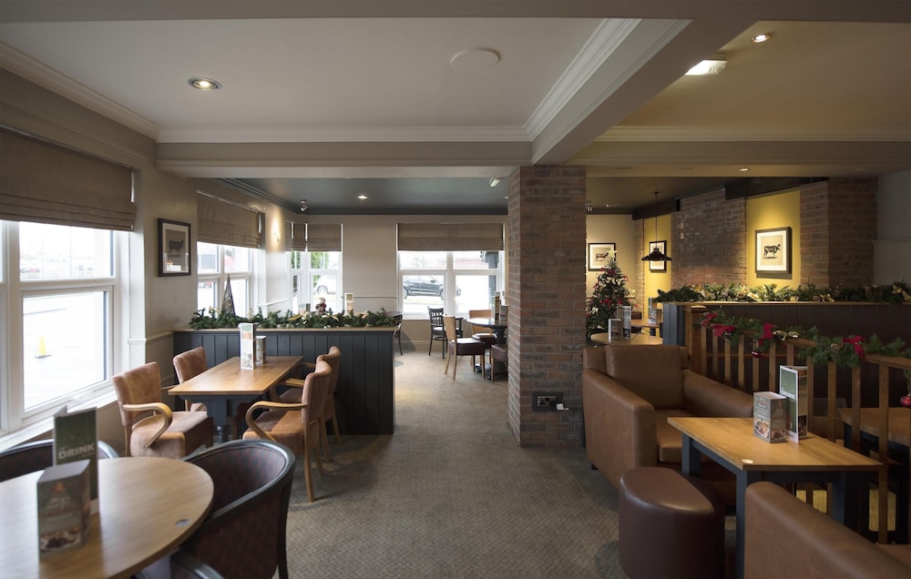 Premier Inn Glasgow (Motherwell) 26/37