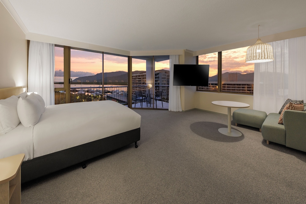 Premium, Studio, Suite, King Bed