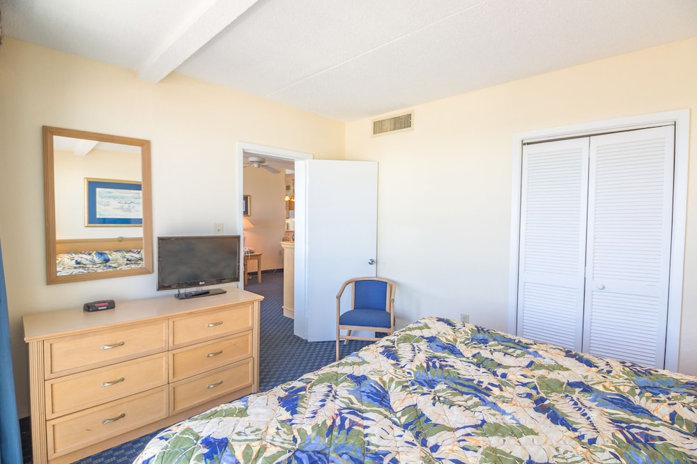 Yachtsman Resort 63/92