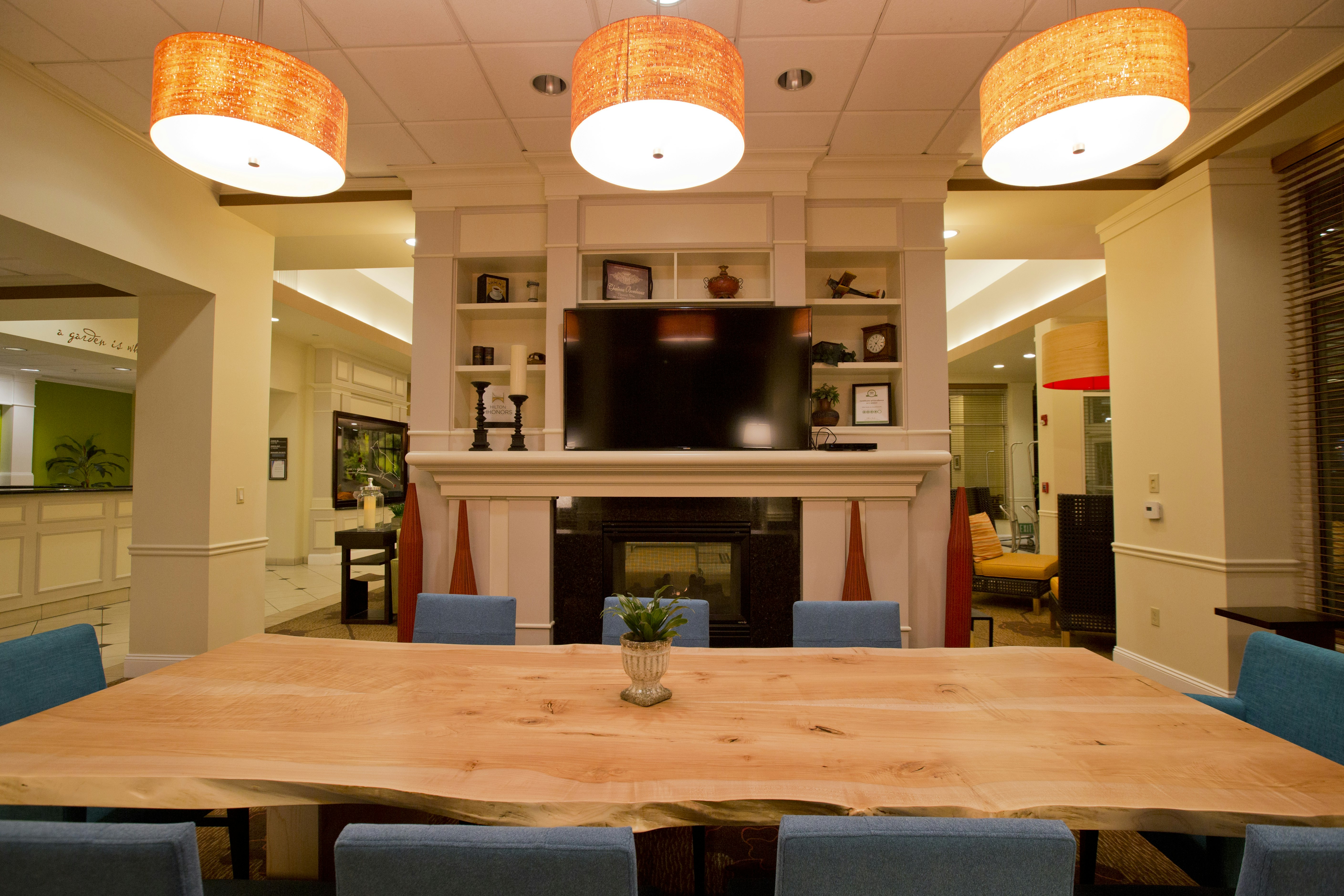 Hilton Garden Inn Oxnard Camarillo 38/60