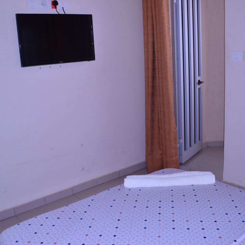Residences Easy Hotel 35/50