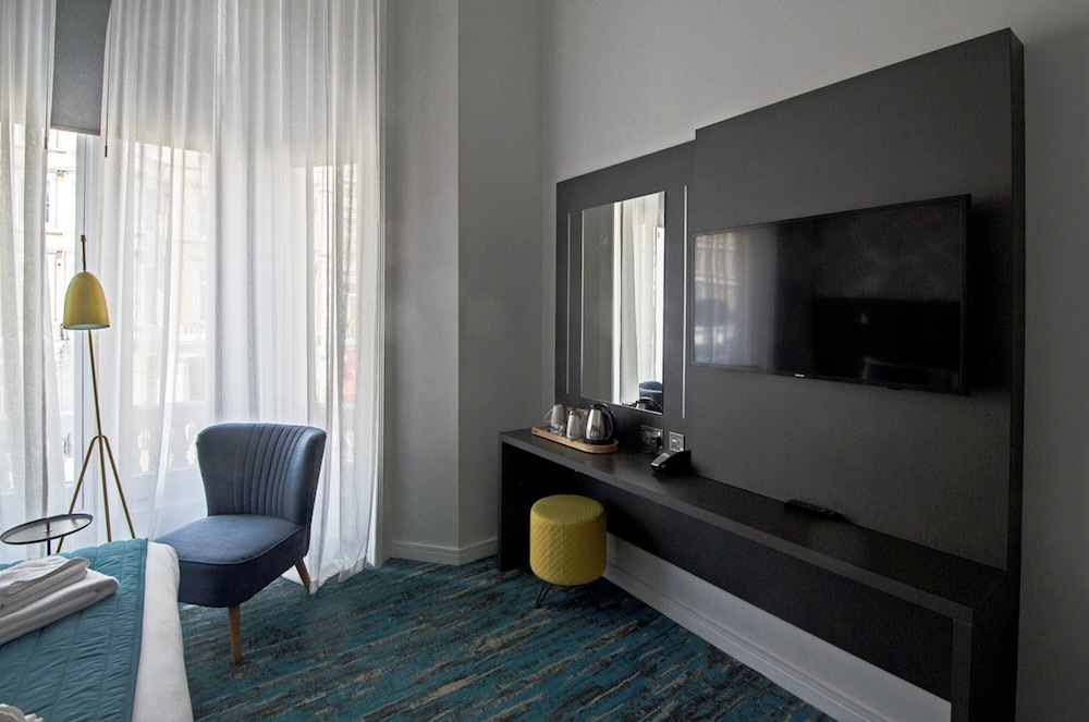K Hotel Kensington 34/44