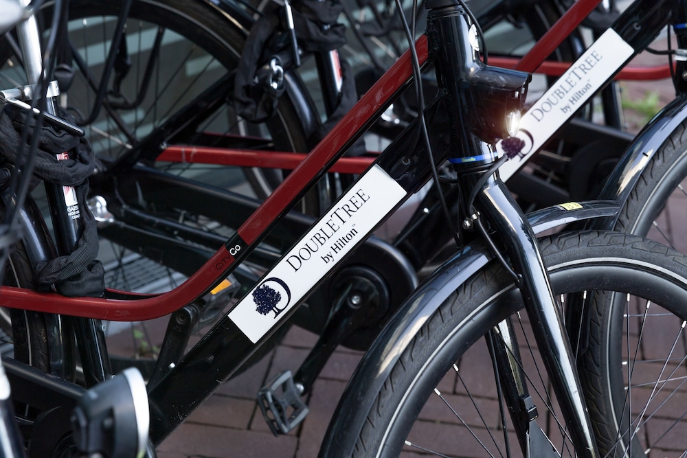 Doubletree By Hilton Amsterdam Centraal Station 37/88