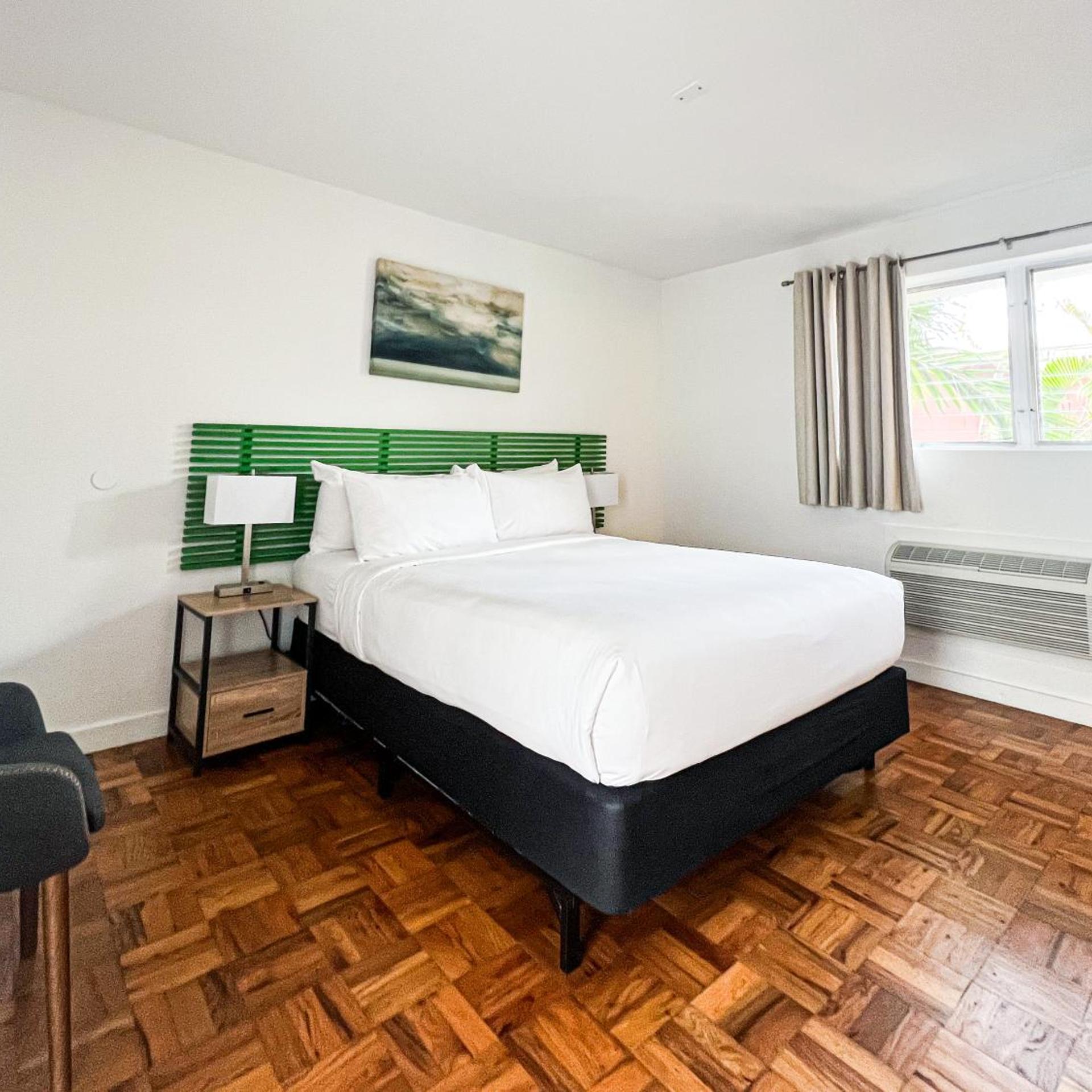 Winterset A North Beach Village Resort Hotel 25/54