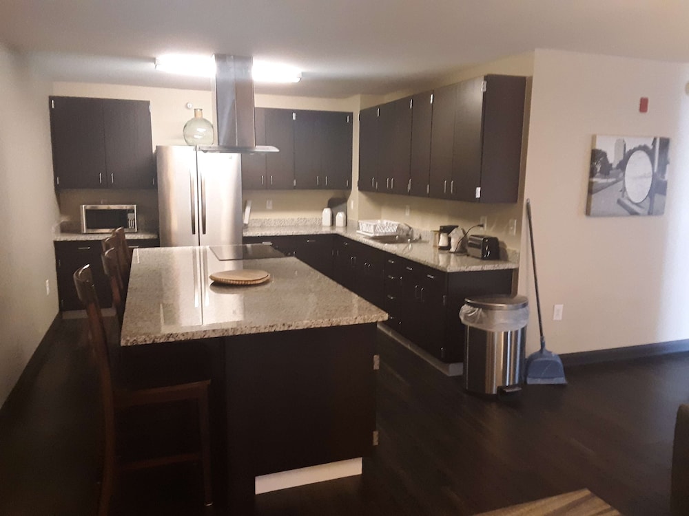 Roosevelt Place Hotel 31/43