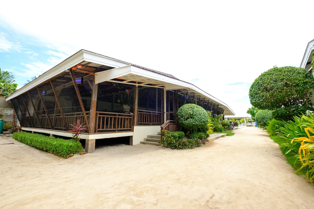 Anika Island Resort 1/38