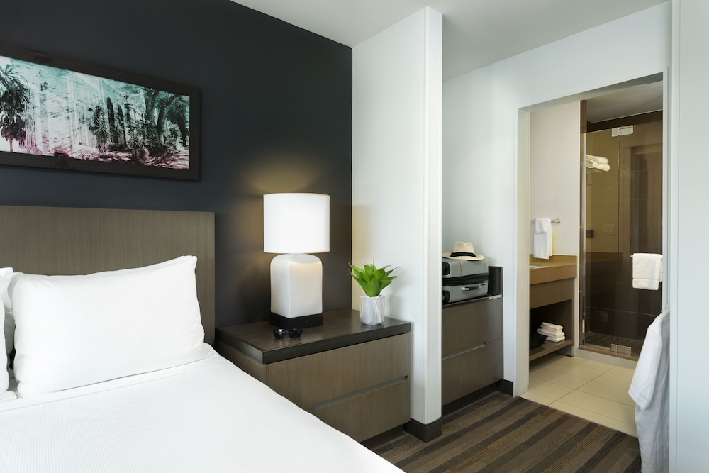 Hyatt House San Juan 17/74
