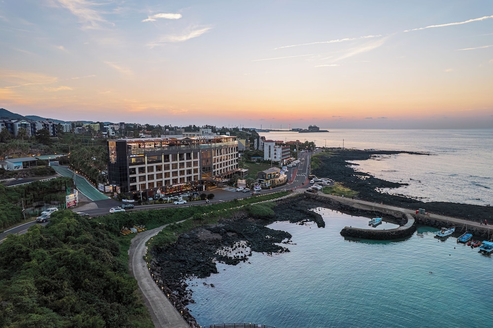 Dyne Oceano Hotel 73/75
